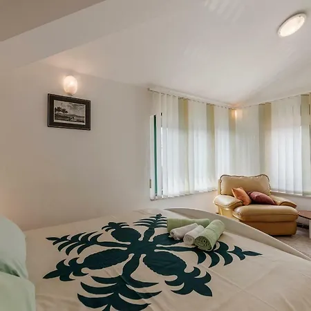 Vito Apartment *