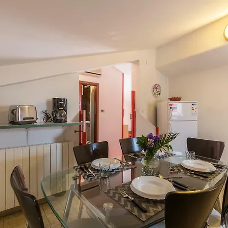 Apartment Vito *