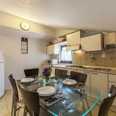 Vito Apartment *